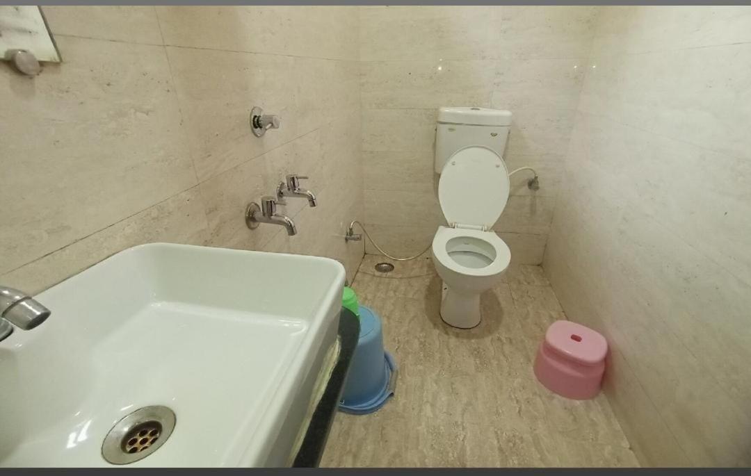 Hotel Paradise Stays Pachmarhī Екстериор снимка