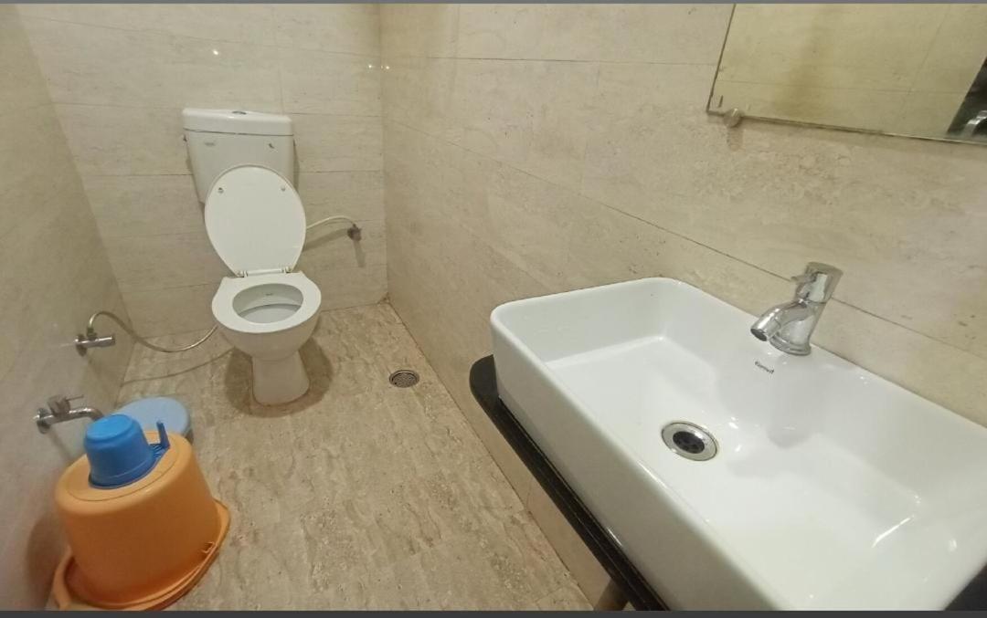 Hotel Paradise Stays Pachmarhī Екстериор снимка